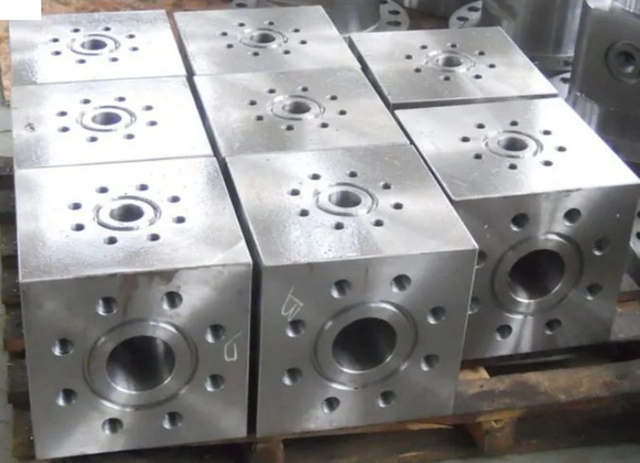 Forged Machined Parts Forged Alloy Steel And Titanium Bearing Blocks