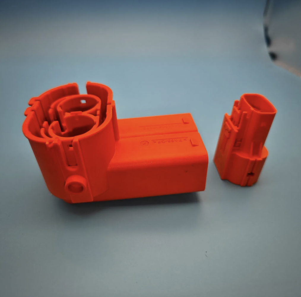 PA66/GF Connector/Plug Injection Molding Part Plastic Product