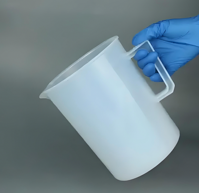 Injection Molding Optical-Grade PMMA/PS Spectrometer Cuvette 