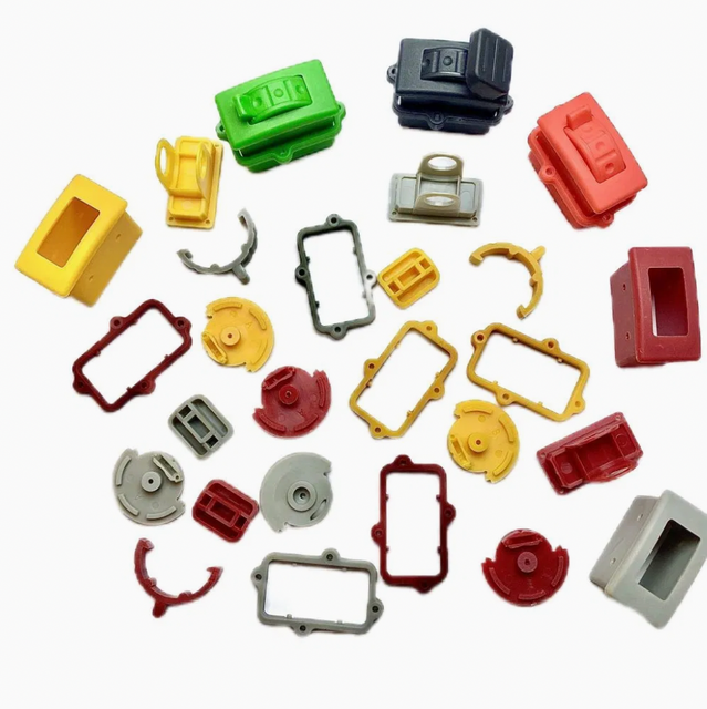  Good-Price Professional Injection Molding Manufacturer PA PC PP PU PVC ABS HDPE Silicone Plastic Injection Molding Plastic Molds for Auto/Forklift Frame Parts